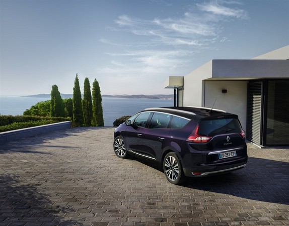 Renault Grand Scénic Energy dCi Bose Edition Renault Grand Scénic Energy dCi Bose Edition