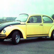 Volkswagen Käfer 1303 gewinnt Das Goldene  Klassik-Lenkrad 2012 