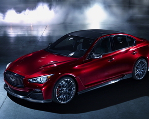 Q50 Eau Rouge