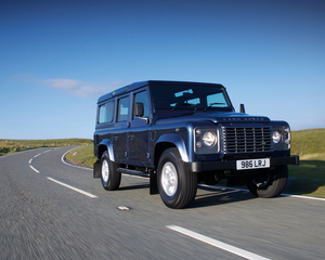 Defender Station Wagon 90 Td4 S