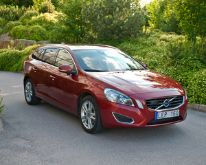 V60 3.0 T6 SE Lux 4WD Automatic