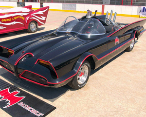 Futura - Bat Mobile 