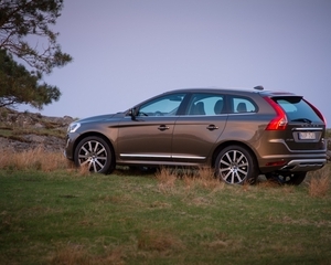 XC60 D4 FWD Summum