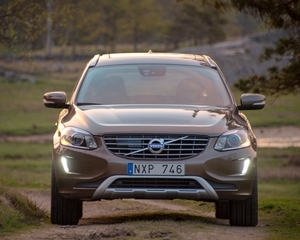 XC60 D4 FWD R-Design Summum