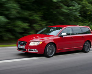 V70 D5 R-Design AWD Geartronic