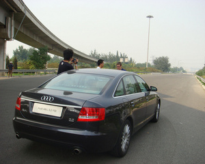 A6 L 3.2 FSI quattro (CN)