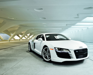 R8 5.2 Coupe quattro R tronic