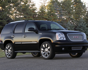 Yukon XL SLE-1 1500 4WD