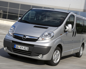 Vivaro Tour 2.0 CDTI Cosmo DPF