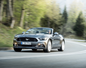 Mustang V8 Convertible