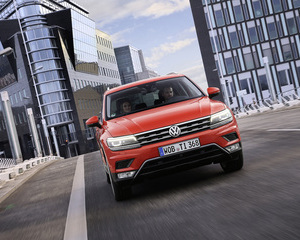 Tiguan 2.0 TDI DSG Track 4X4 BlueMotion