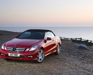 E200 Cabriolet CGI BlueEfficiency SE