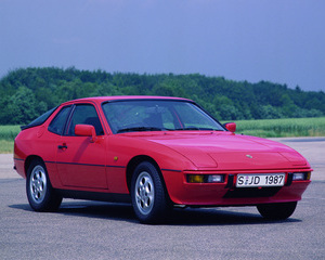 924S