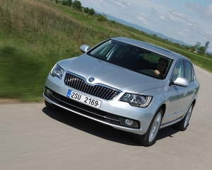 Superb 2.0 TDI DSG Ambition