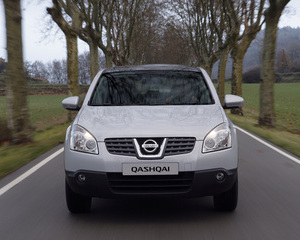 Qashqai+2 2.0 4WD CVT