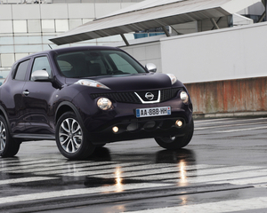 Juke 1.6 4x2 Shiro CVT