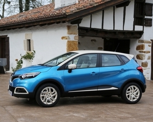 Captur Energy dCi ECO2 EDC Helly Hansen