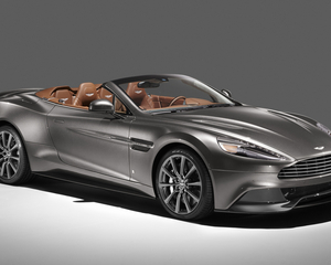 Vanquish Volante Q by Aston Martin