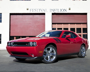 Challenger R/T