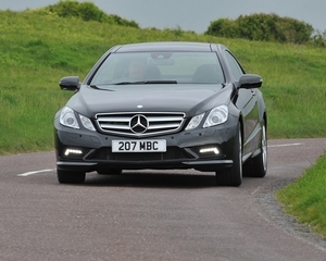 E 350 BlueEfficiency Coupé Elegance