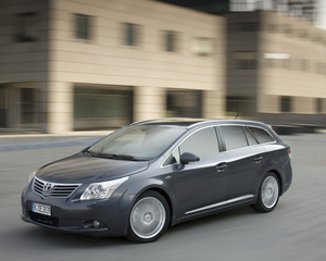 Avensis SW 2.2 D-4D 150 Luxury