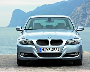 330i xDrive Navigation Automatic LCI