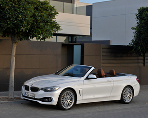 428i xDrive Cabrio Automatic