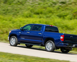 Tundra Double Cab 5.7 V8 Limited