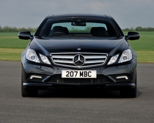 E200 Coupe CGI BlueEfficiency Sport