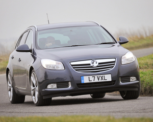 Insignia Sports Tourer 1.8 VVT Elite