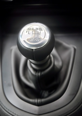 Know Pros And Cons Of Automatic And Transmission Car Before Buying Them
