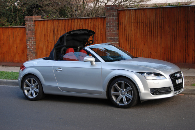 Audi TT Roadster 2.0 TFSI Automatic