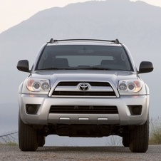 Toyota 4 Runner SR5 4X2 V8