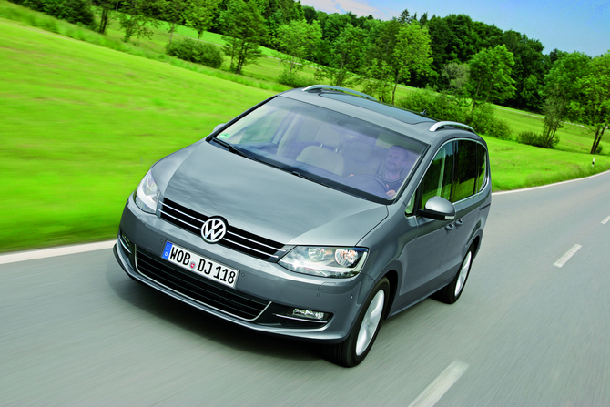 Volkswagen Sharan 2.0I TDI DSG6 BlueTDI 140hp Confortline