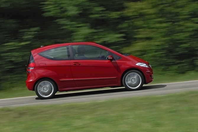 Mercedes-Benz A 200 TURBO