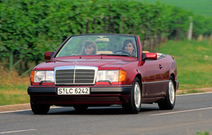 Mercedes-Benz 300 CE-24 Cabriolet