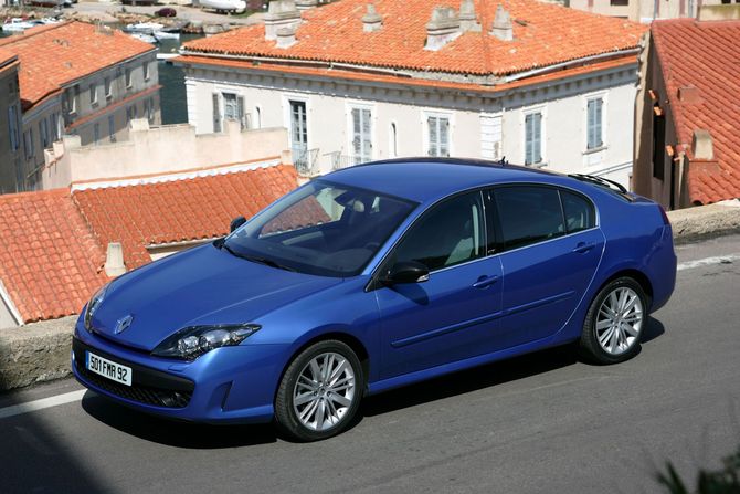 Renault Laguna dCi 180 FAP GT