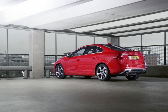 Volvo S60 D5 R-Design Momentum