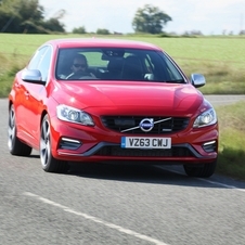 Volvo S60 D5 R-Design Momentum Powershift