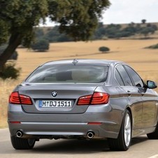 BMW 523i