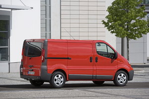 Opel Vívaro Van 2.9T L2H1 2.5 CDTI 146cv