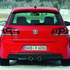 Volkswagen Golf R 4Motion