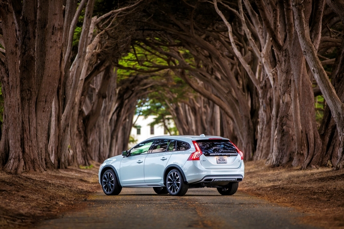 Volvo V60 Cross Country T5 AWD Geartronic 