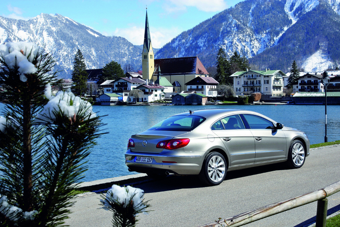 Volkswagen CC 2.0 TDI DSG BlueMotion