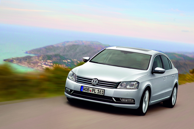 Volkswagen Passat 2.0 TDI DSG 140 Trendline