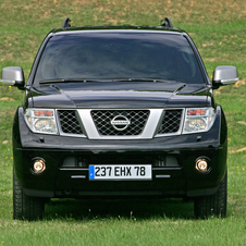 Nissan Pathfinder 2.5 dCi XE Pack 7L