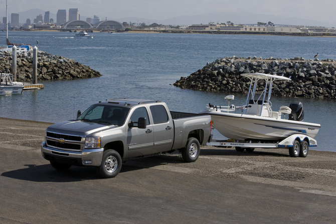 Chevrolet Silverado 2500HD Extended Cab 2WD LT1 Long Box