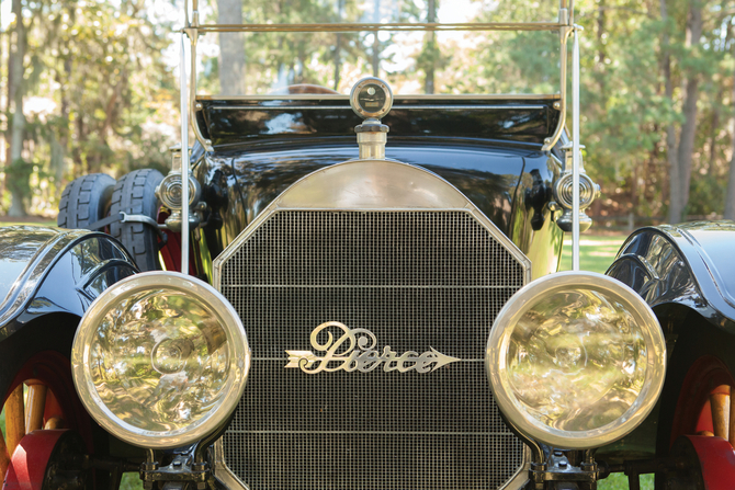 Pierce-Arrow 38-C Roadster