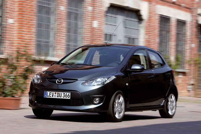 Mazda 2 MZR 1.5 Sport Plus 103cv