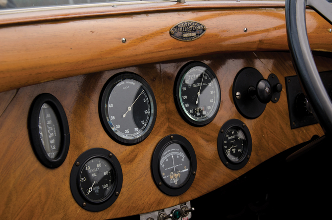 Bentley 6½-Litre Sedanca de Ville by H.J. Mulliner